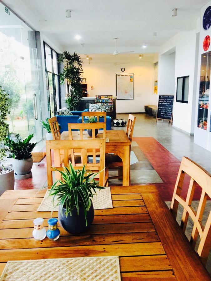 Aqua Marine Beach Resort Pasikuda Ngoại thất bức ảnh